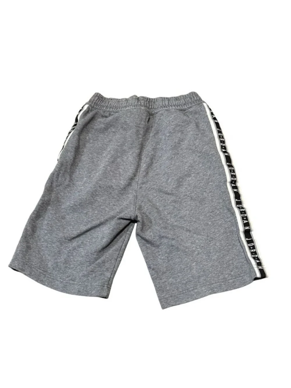 NIKE Air Jordan Size S Essential Fleece Logo Basketball Gray 9” Sweat Shorts
